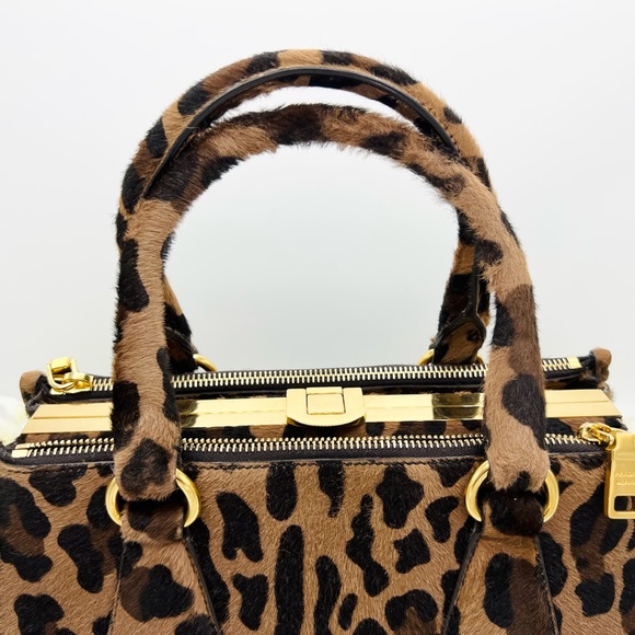 Vintage Prada shoulder bag - Picture 4 of 15